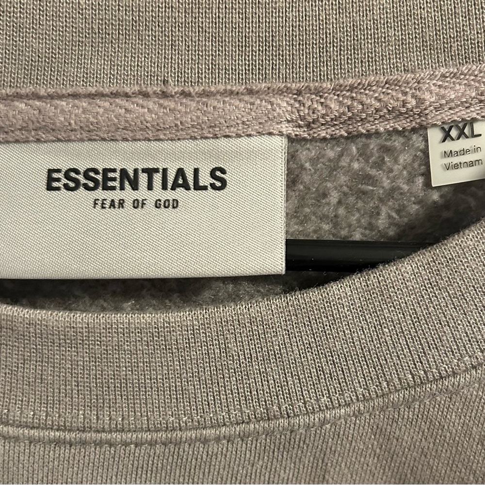 Fear of God Essentials Crewneck Sweater Taupe - Picture 6 of 6